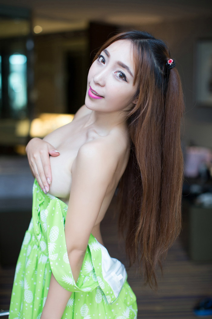 兔女郎黄歆苑奶油