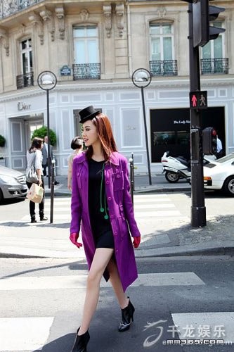 巩新亮巴黎拍摄时尚大片