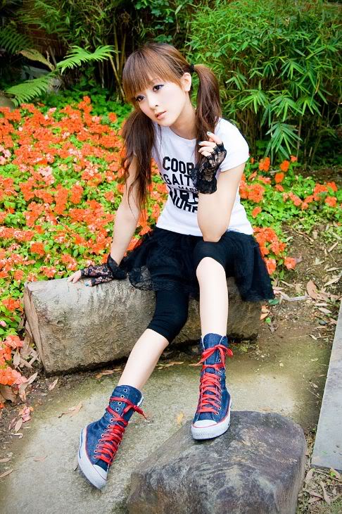 台湾果子MM蝶恋花情结写真